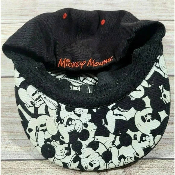 Disney Parks Mickey Mouse Hat Cap Size Youth Black Red Embroidered - Picture 5 of 7